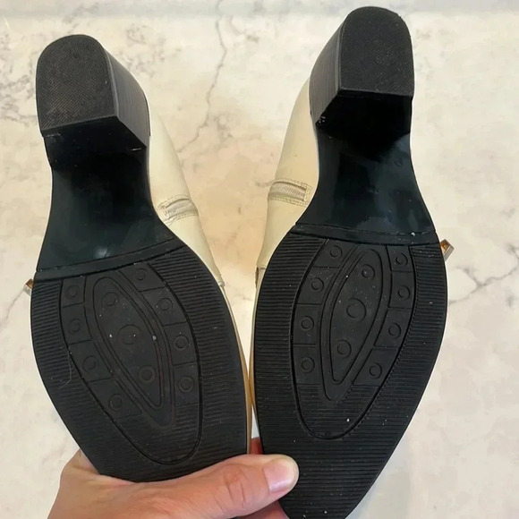 Embellished cream off white leather booties with gold/rose gold details. Size 10 - Picture 4 of 10